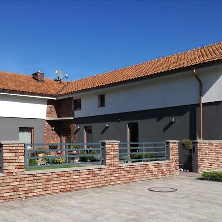 Pension Lunatyk Liptovský Mikuláš Buitenkant foto