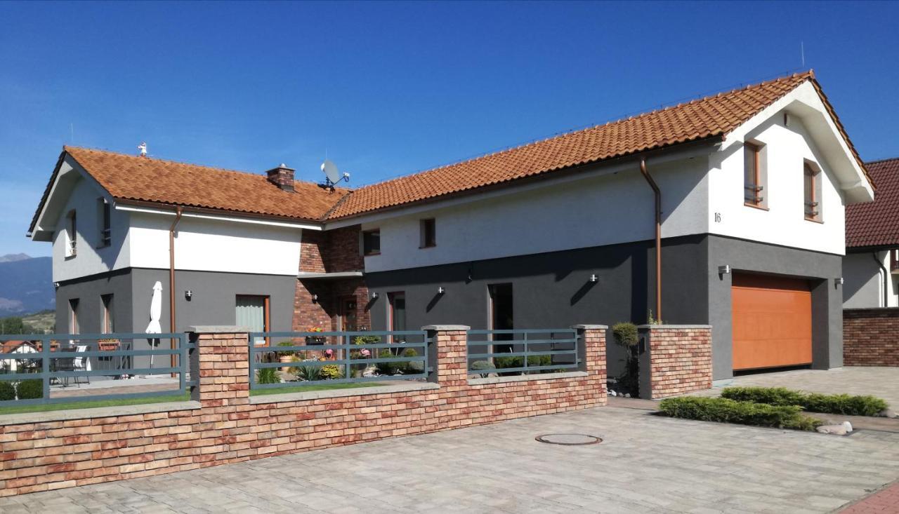 Pension Lunatyk Liptovský Mikuláš Buitenkant foto