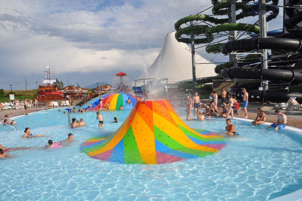 Pension Lunatyk Liptovský Mikuláš Buitenkant foto
